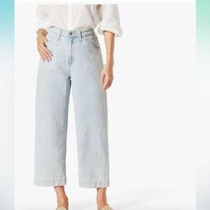 Signature Levi’s Straus Heritage wide leg high rise crop loose jeans W 26